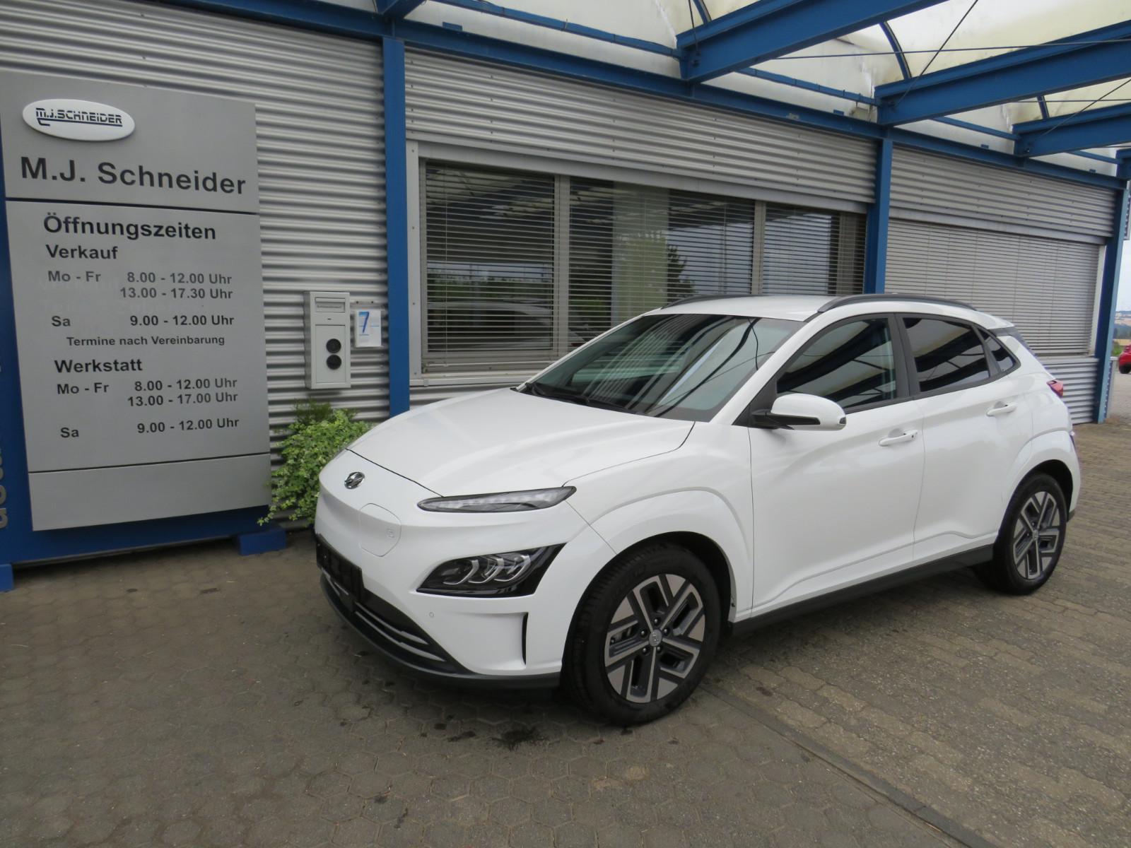 Hyundai Kona Trend Elektro 2WD Wärmepumpe Navi LED ACC