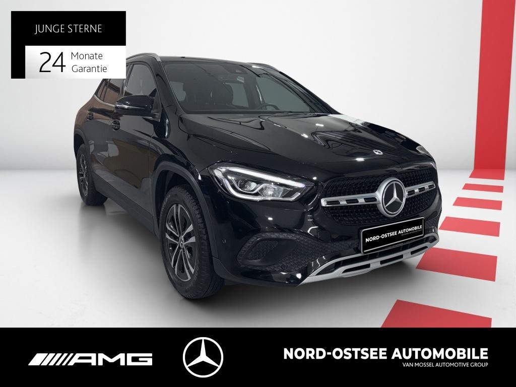 Mercedes-Benz GLA 180 d STYLE LED KAMERA SHZ SPURH PDC NAVI