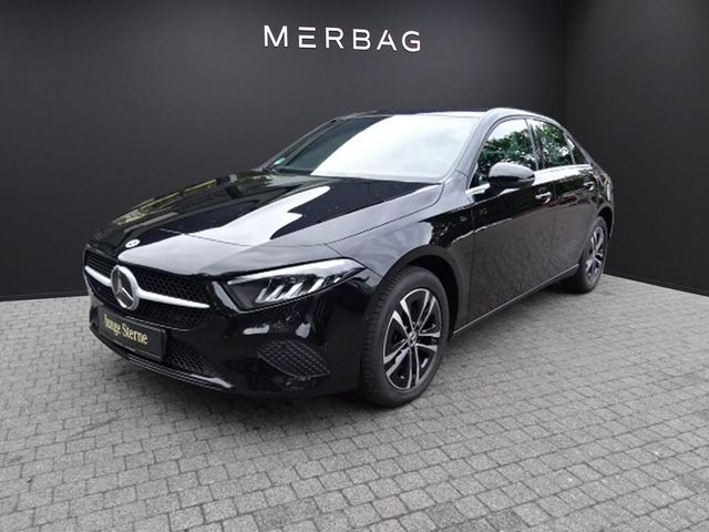 MERCEDES-BENZ A 250 e *
