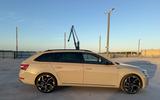 Skoda Superb 2.0 TDI SCR 140kW DSG SPORTLINE COMBI... - Skoda Superb: 140