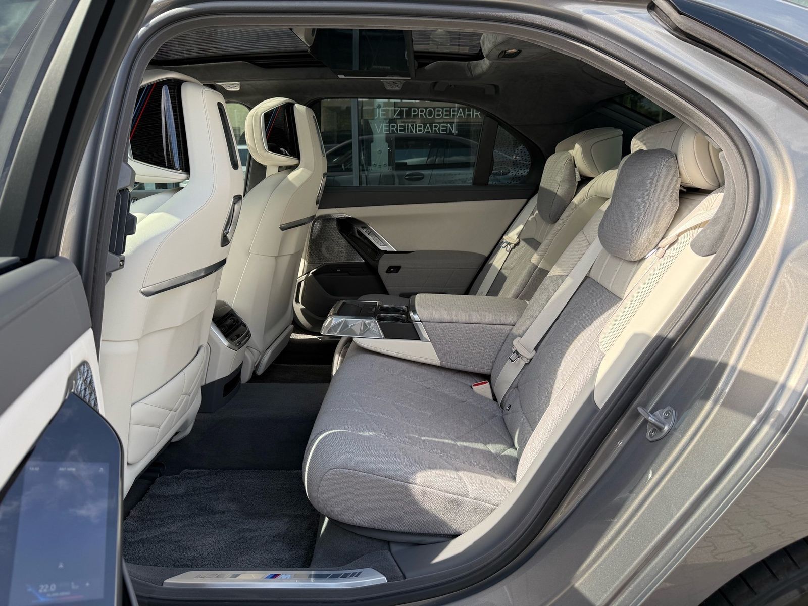 BMW 750 - Bild 19