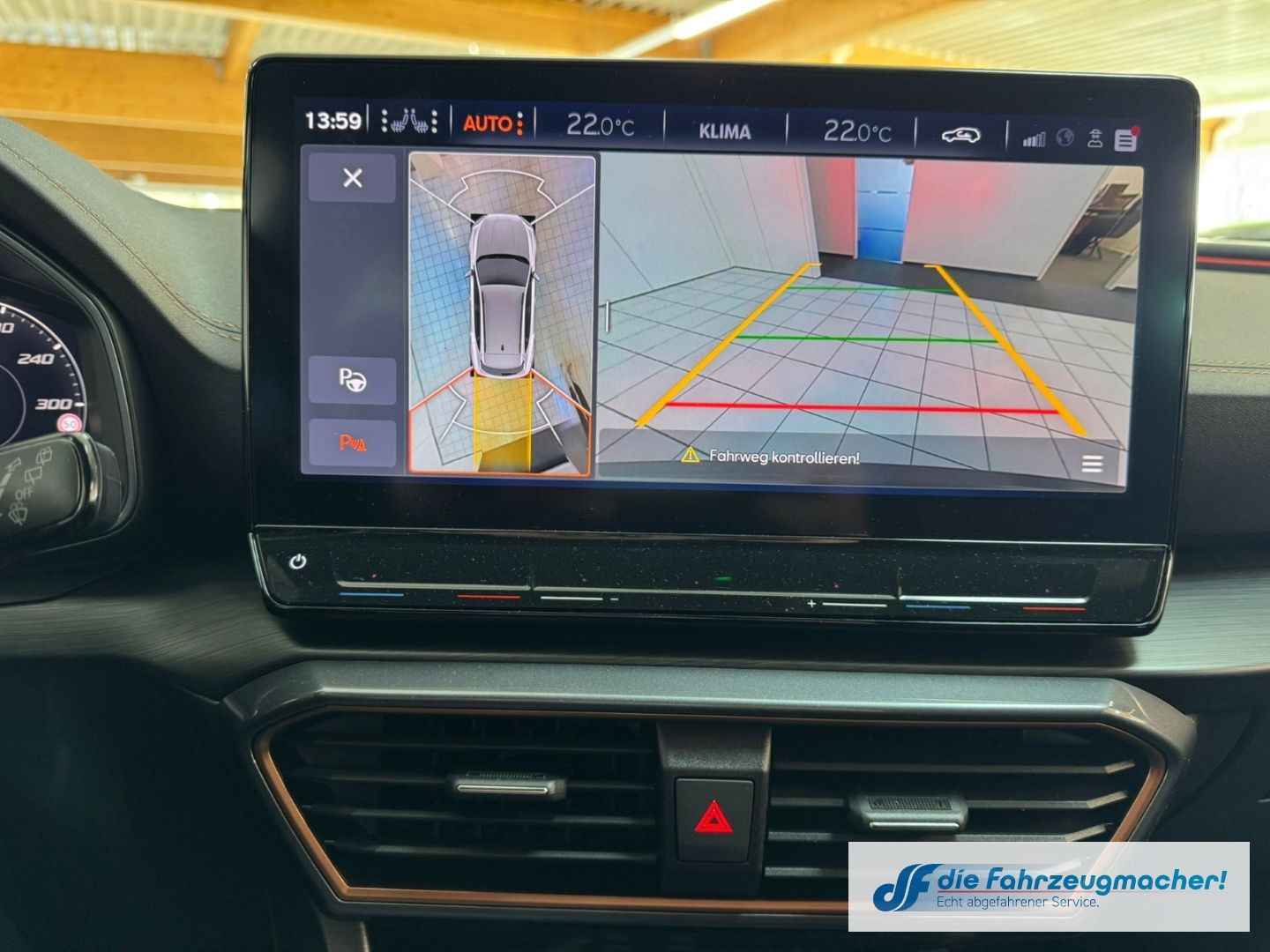 Fahrzeugabbildung CUPRA Formentor VZ5 4Drive AD Navi Leder Digitales Coc
