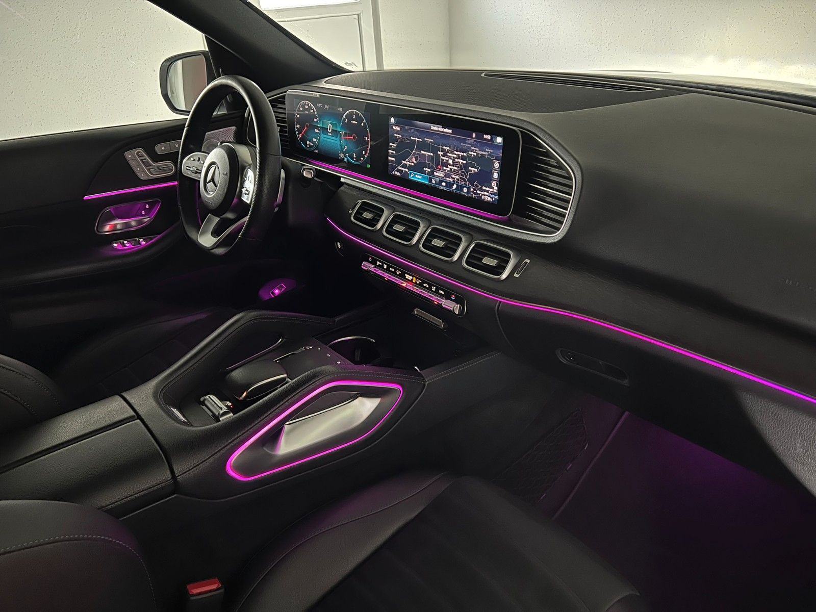 Fahrzeugabbildung Mercedes-Benz GLE 350 d 4Matic AMG-LINE/DISTRONIC/AIR/7-SITZER