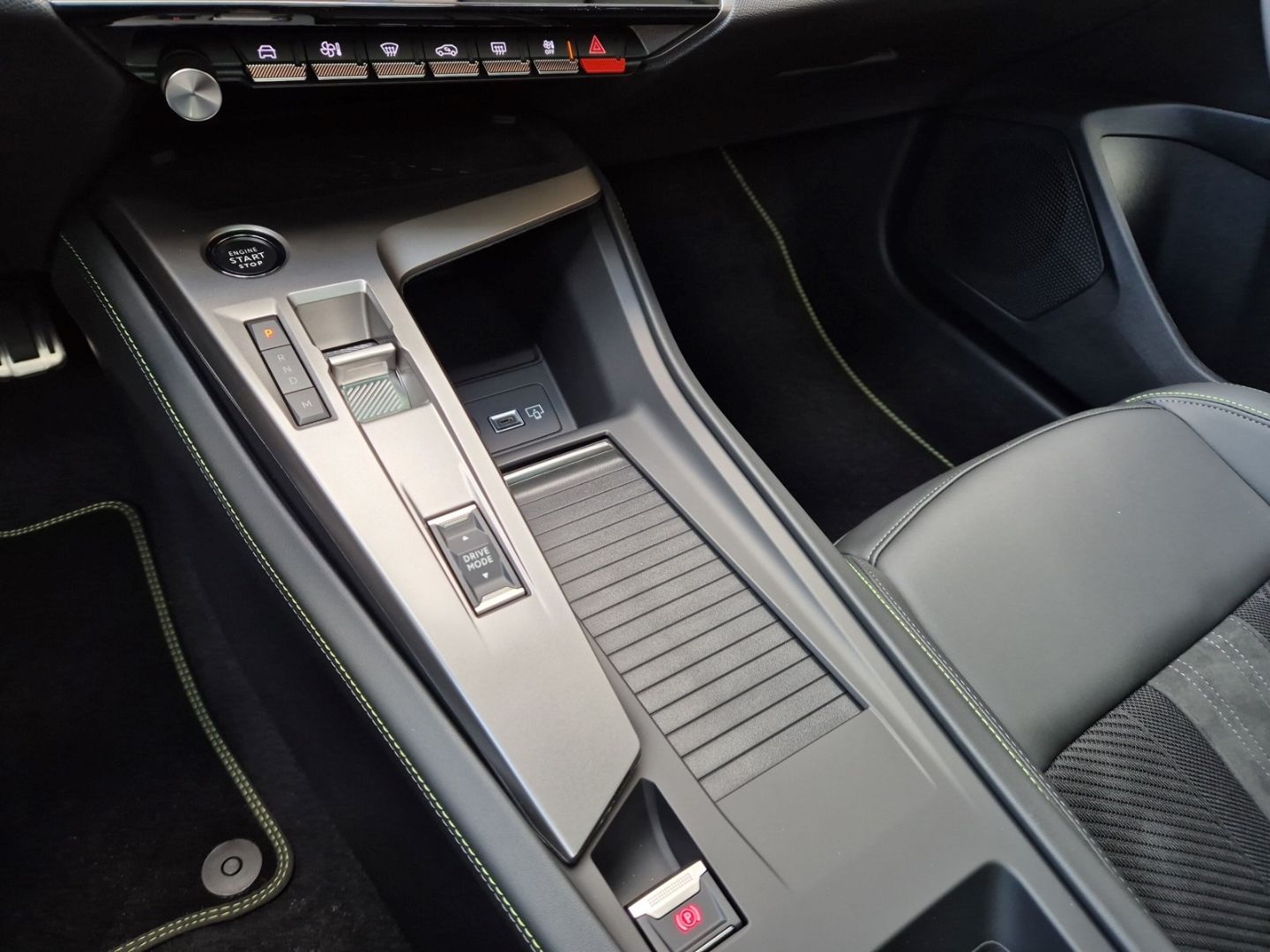 Peugeot 408 - Bild 20