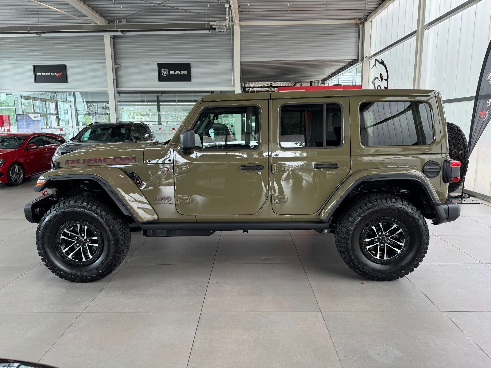 Fahrzeugabbildung Jeep Wrangler Rubicon X 3,6 V6 MY26 WARN Seilwinde