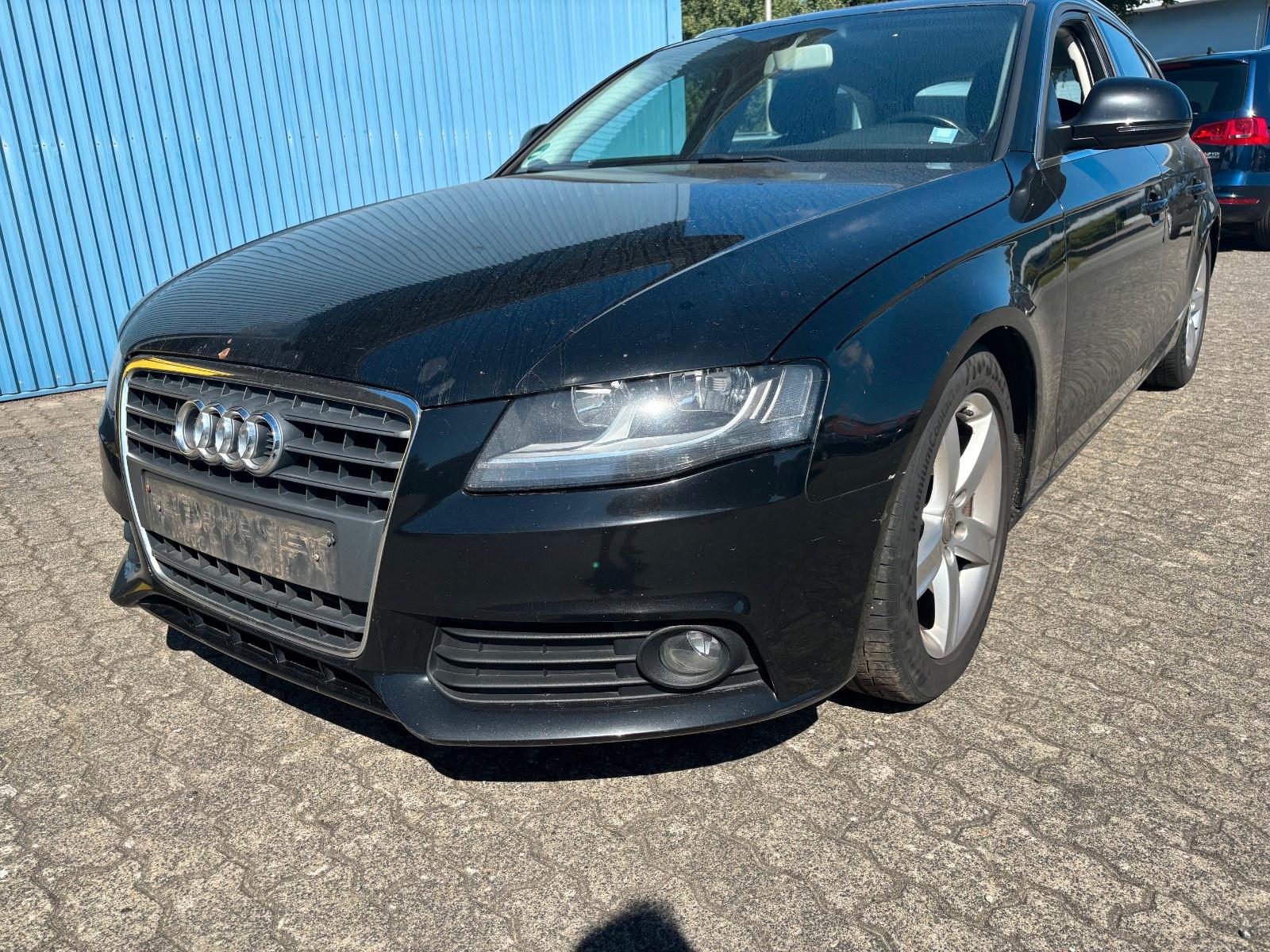 Audi A4 2009 — photo 7