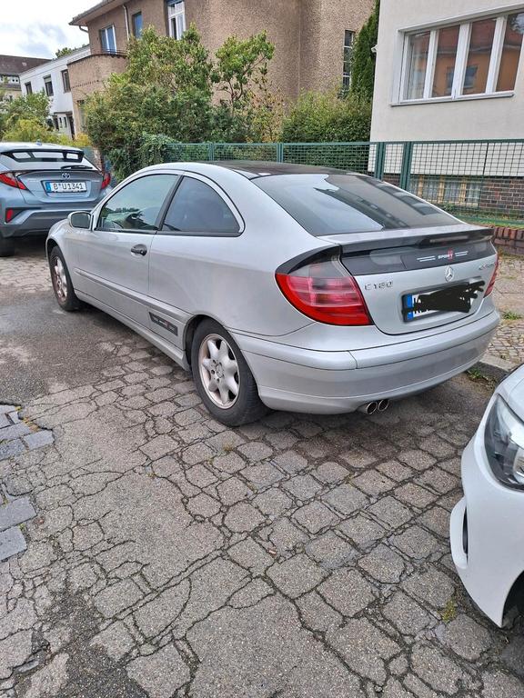 Mercedes-Benz C 180