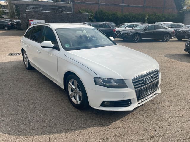 Audi A4 2.0 TDI multitronic Attraction Avant * Navi *