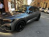 Volkswagen Touareg 4.0 V8 TDI 4Motion R Line Black Dynaudio - Volkswagen Touareg in Karlsruhe