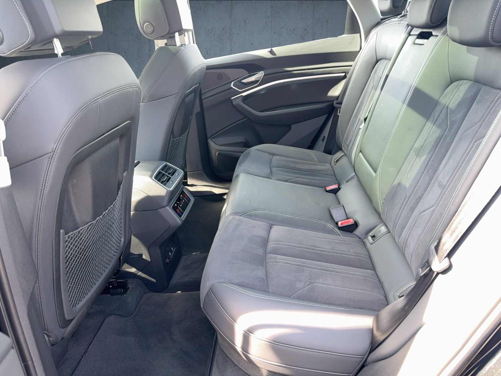Audi Q8 e-tron - Bild 13