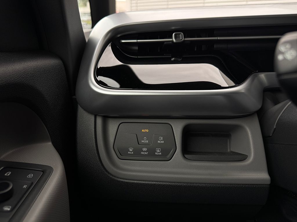 ID.Buzz Pro *NAVI*LED*KEYLESS*REARVIEW*
