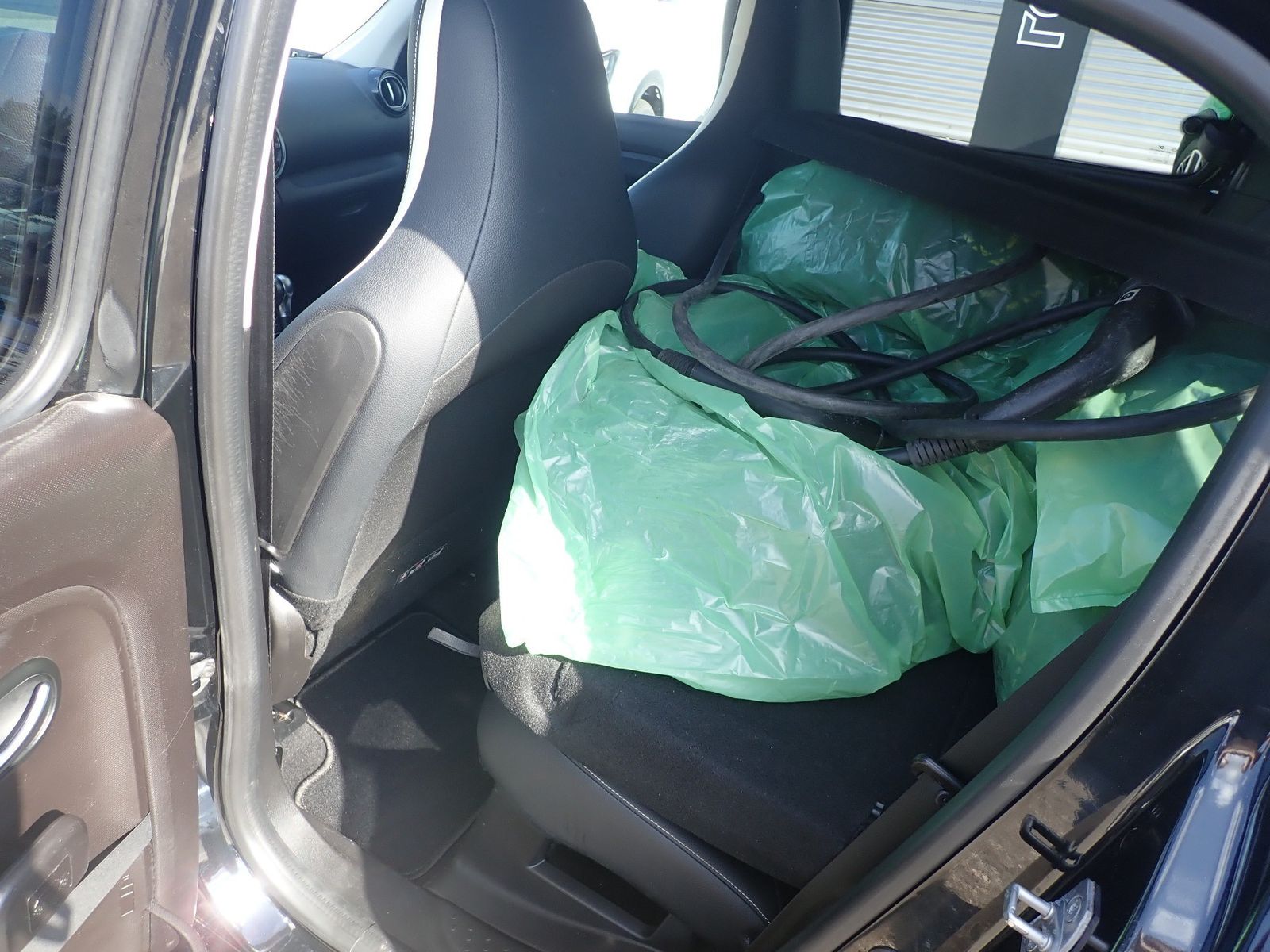 Fahrzeugabbildung Renault Twingo Urban Night Electric