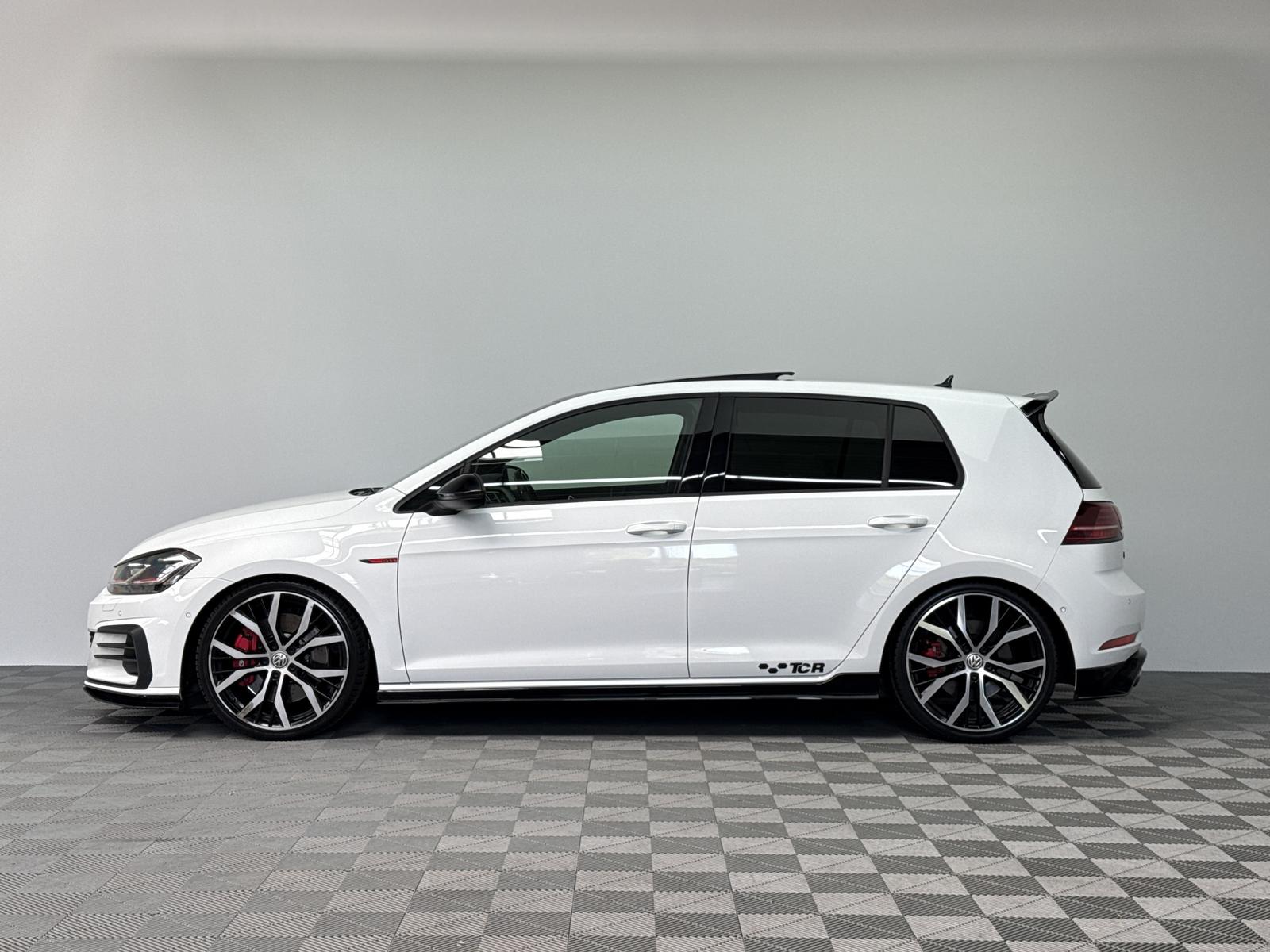 Volkswagen Golf GTI TCR|Pano|Akrapovic|Dynaudio|KAmera|DAB+