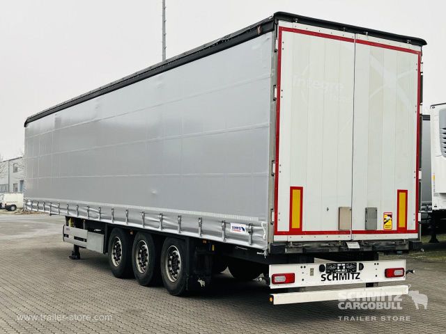 Schmitz Cargobull Curtainsider Standard