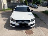 Mercedes-Benz E 220 d Autom. - - Mercedes-Benz E-Class: Taxi