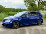 Volkswagen Golf 7 R 2.0 TSI DSG 4MOTION  - Volkswagen Golf: 7