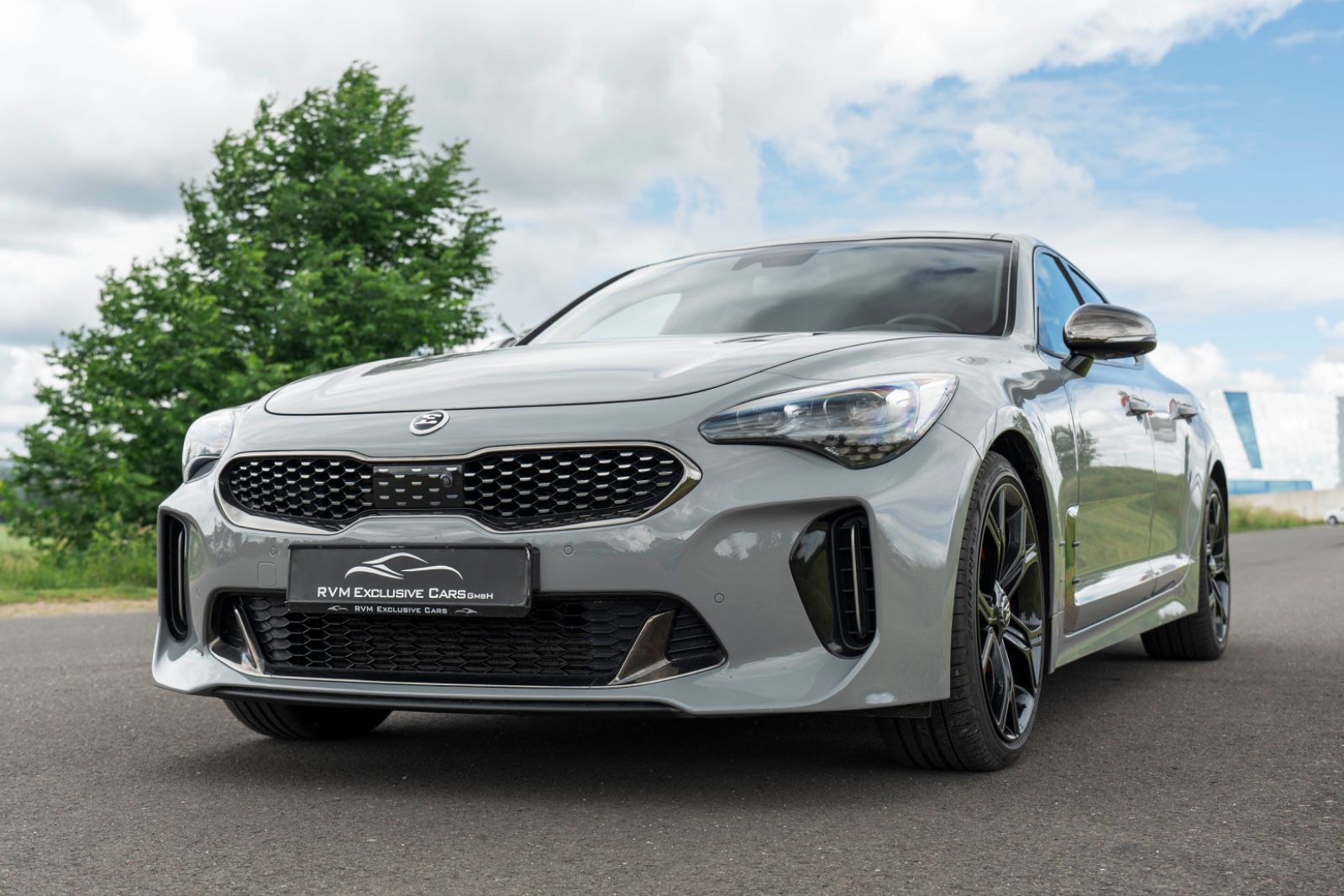 Fahrzeugabbildung Kia Stinger 3.3 T-GDI AWD GT HUD ACC 360° CARPLAY