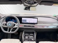 BMW 750 - Vorschau Bild 11