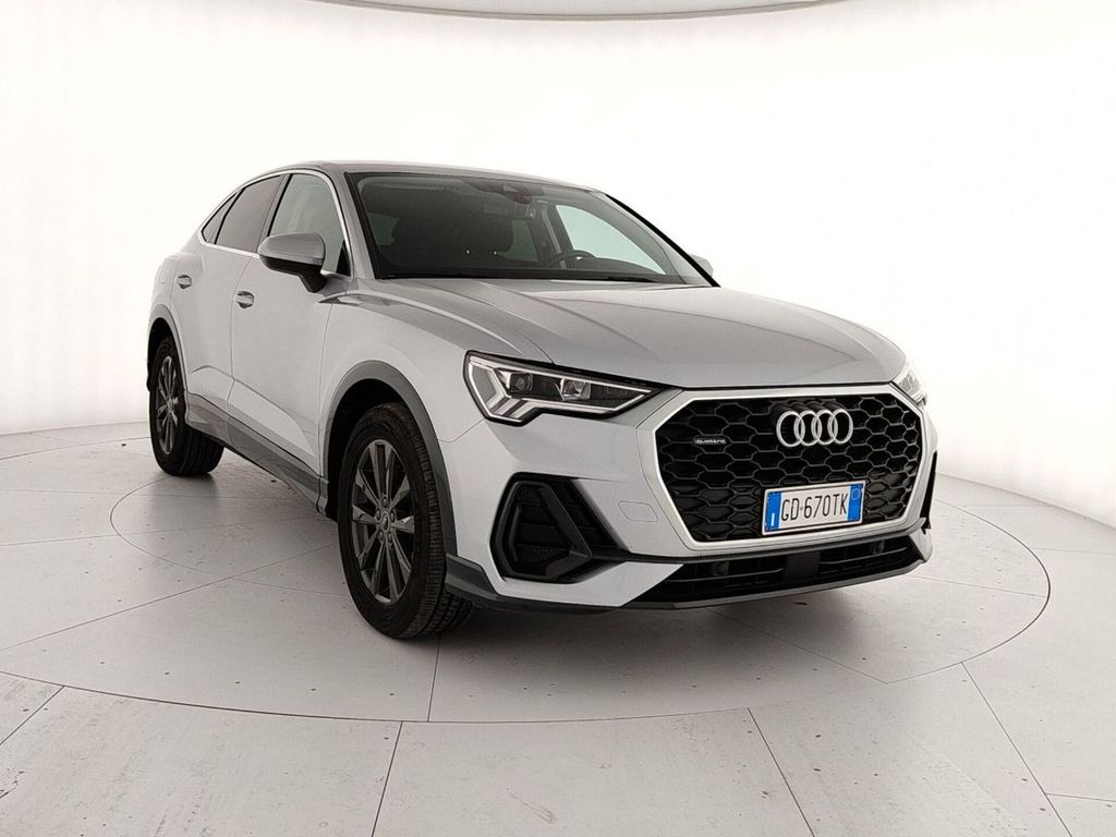 Image of Audi Q3