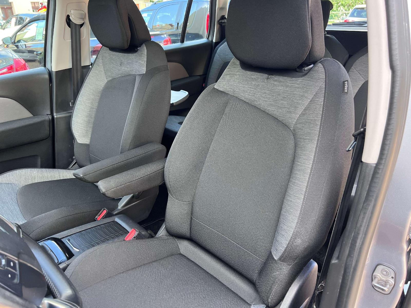 Citroën Grand C4 SpaceTourer Feel*1.HAND*TÜV NEU*GARANTI