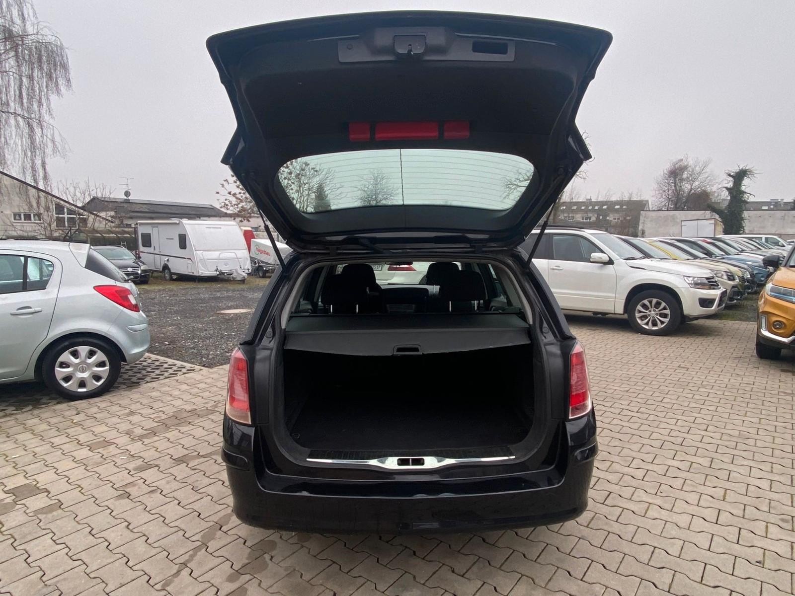 Opel Astra 2006 — photo 9