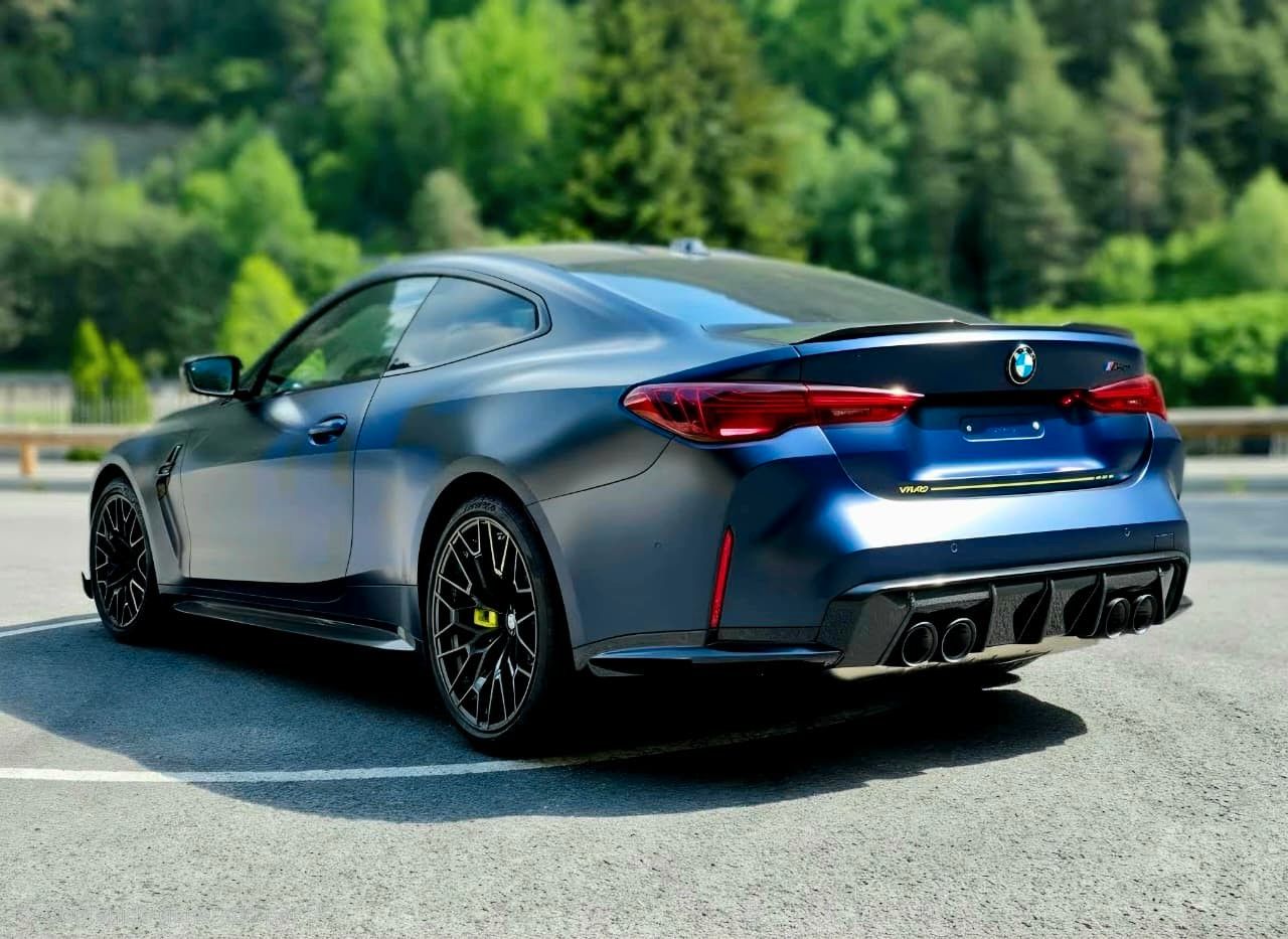 BMW M4 CS Valentino Rossi VR46 Edition * 1 of 46 imagem 3