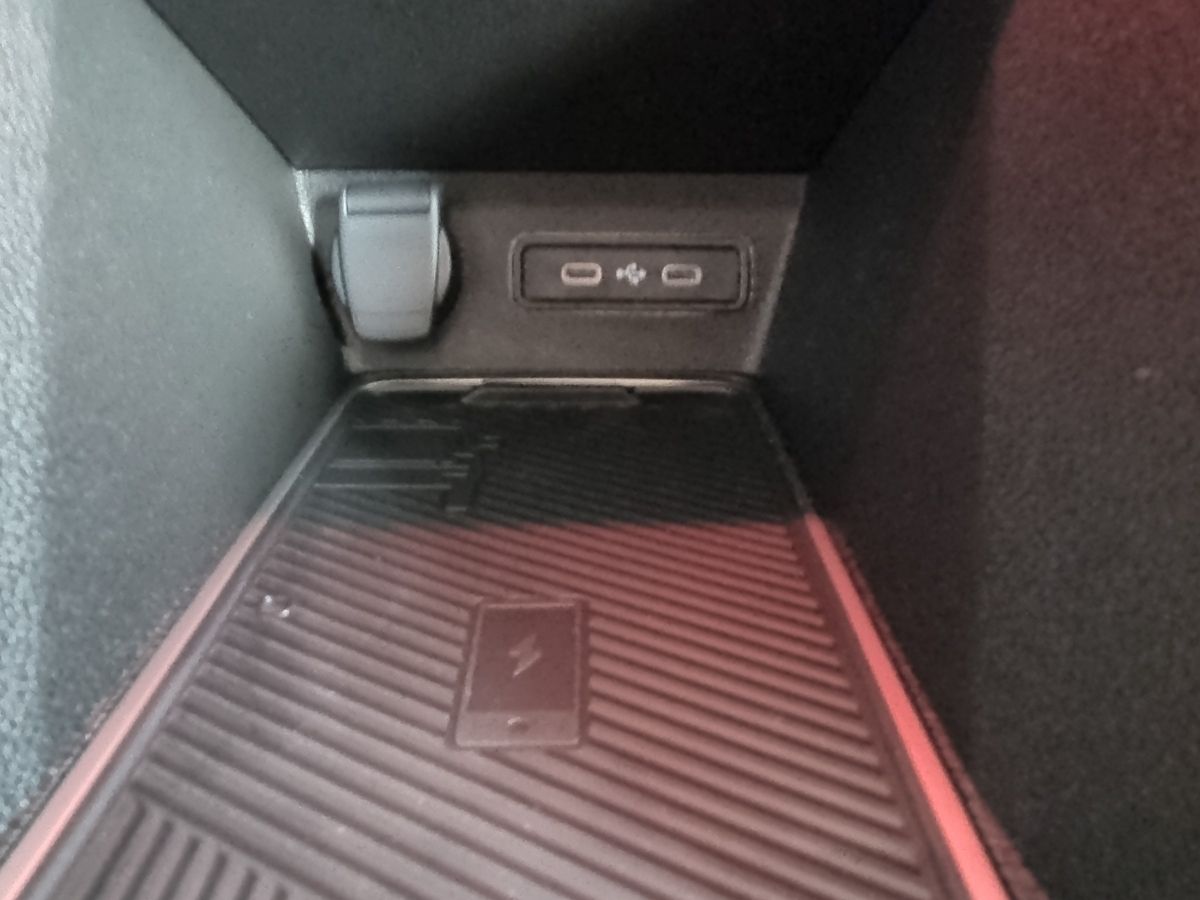 Fahrzeugabbildung Renault R 5 E-Tech elektrisch Iconic 150 Comfort Range