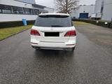 Mercedes-Benz GLE 500 4MATIC - - weiße Mercedes-Benz GLE-Klasse