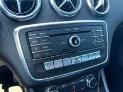 Fahrzeugabbildung Mercedes-Benz A 180 Style LED Navi Einparkhilfe Sitzhzng. 16"