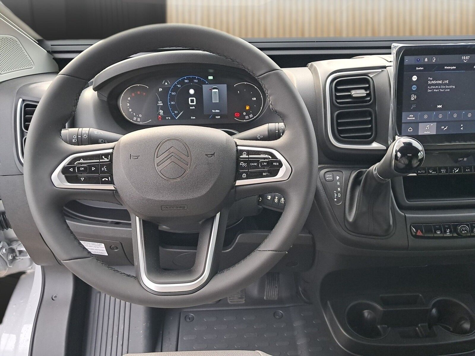 Fahrzeugabbildung Pössl Summit Shine 540 Citroen 140 PS Lithium,Solar