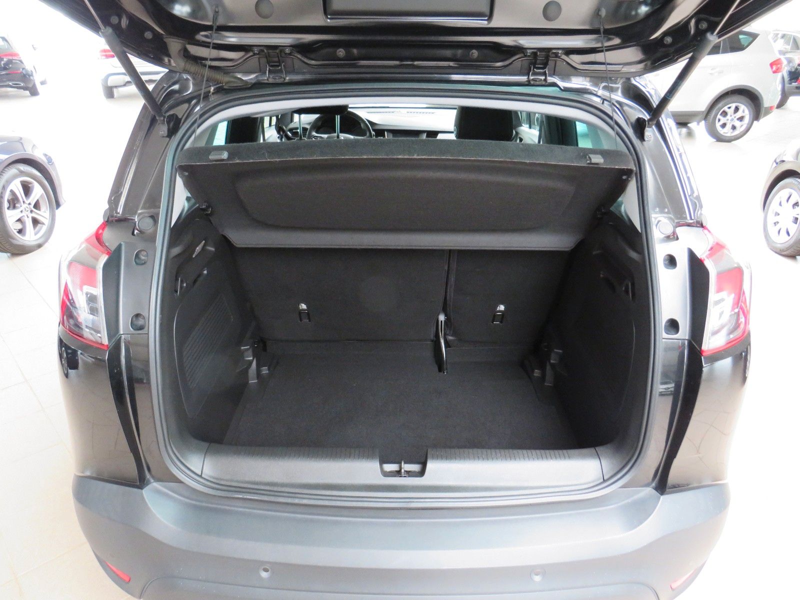 Fahrzeugabbildung Opel Crossland (X)*Spur*Klimaauto*Sitz+Lenkrad beheiz