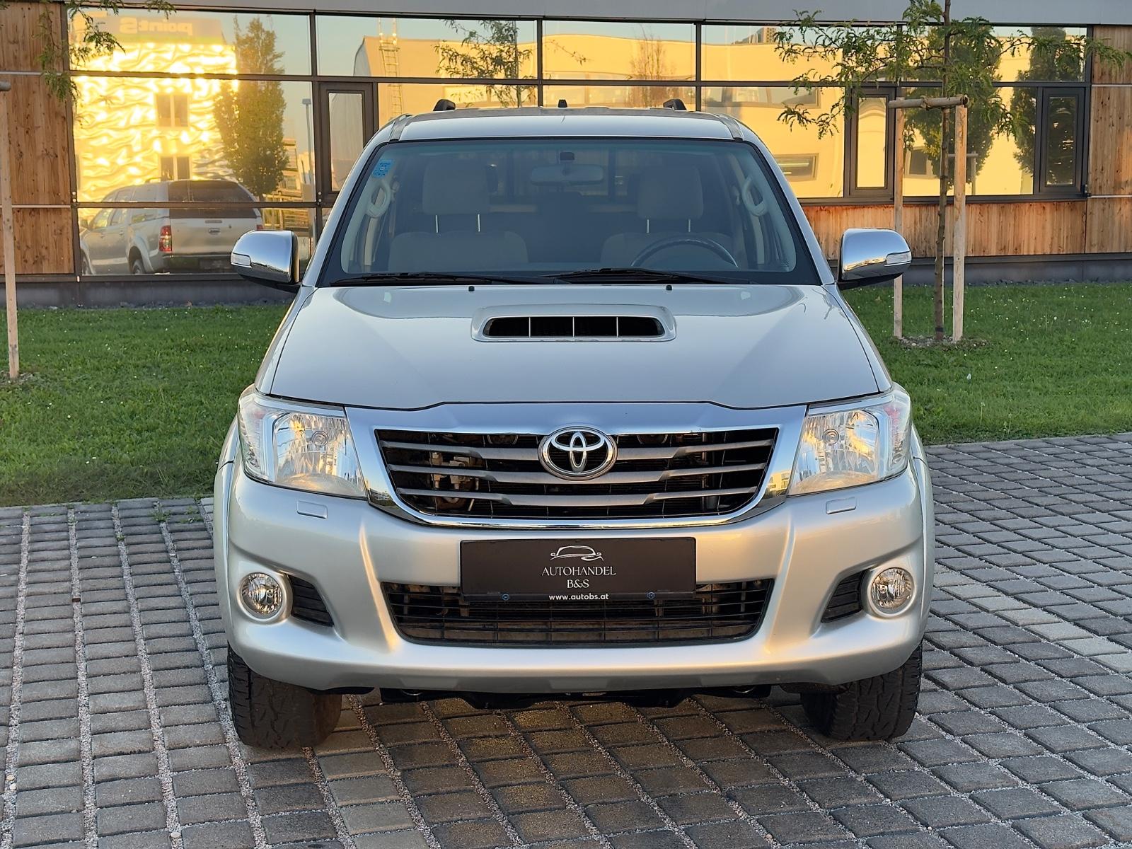TOYOTA HILUX DOUBLECABINE 2.5 D-4D 145CH 4X4