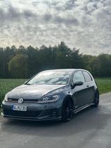 Volkswagen Golf 7 Gti Performance - Volkswagen Golf mit Benzin-Antrieb: Sportwagen, Automatik