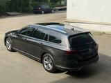 Volkswagen Passat R-Line LED Virtual Pano Massage H&K AHK - Volkswagen Passat: V