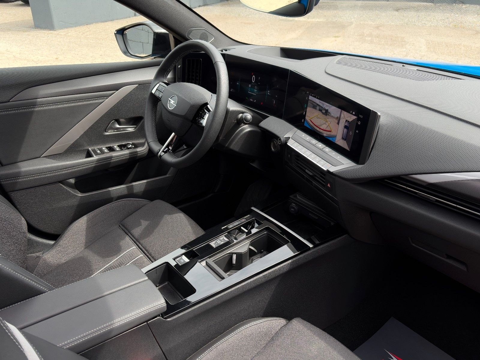 Fahrzeugabbildung Opel Astra ST 1.2 Turbo GS HuD 360° LHZ IntelliDrive
