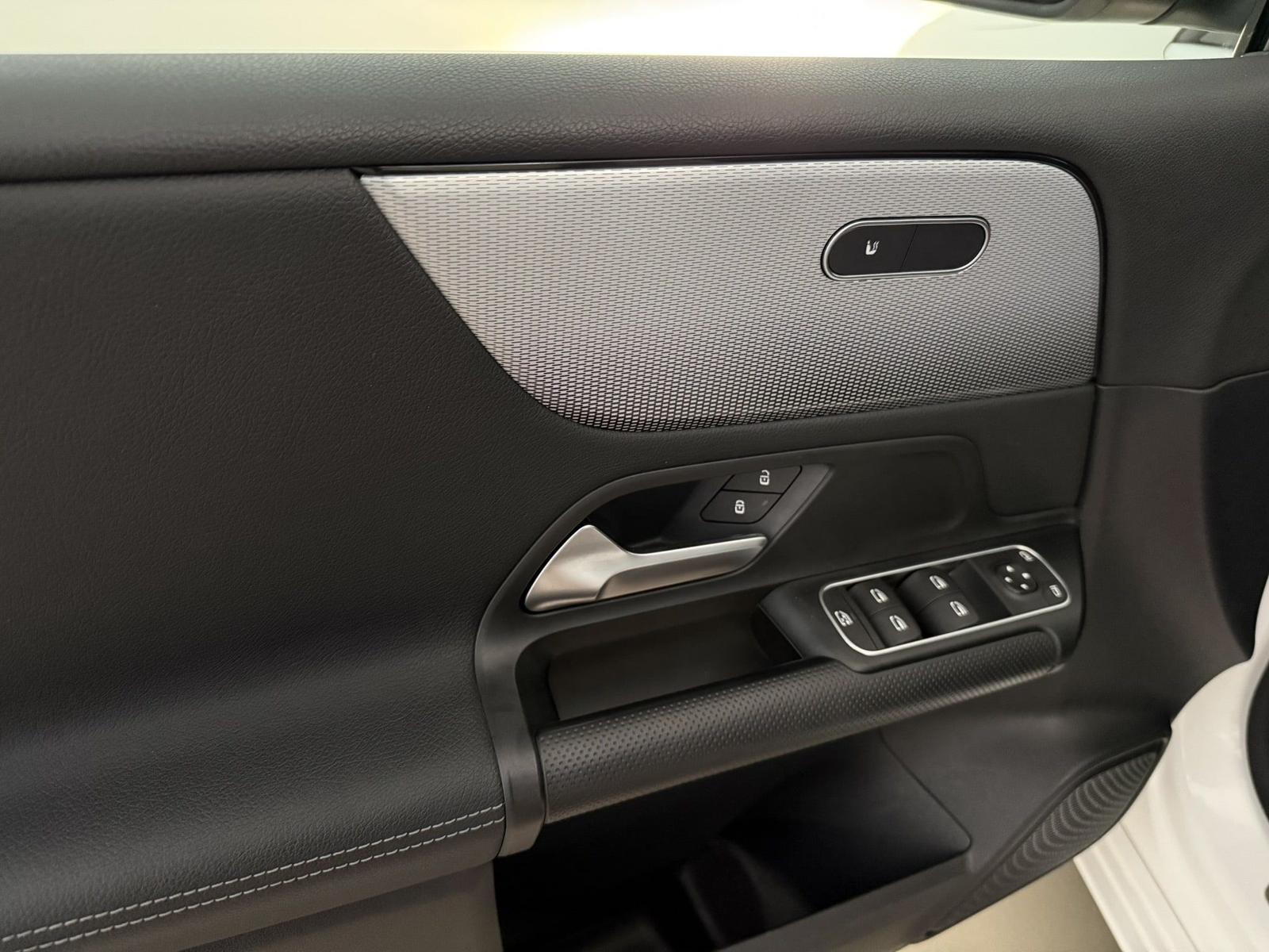 Mercedes-Benz B-Class CDI Style Navi virtual Parkhilfen 1.Hd., миниатюра 25