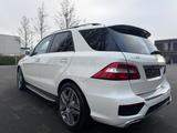 Mercedes-Benz ML 63 Performance Designo 4MATIC VOLLAUSSTATTUNG - Mercedes-Benz ML-Klasse mit Benzin-Antrieb: Automatik