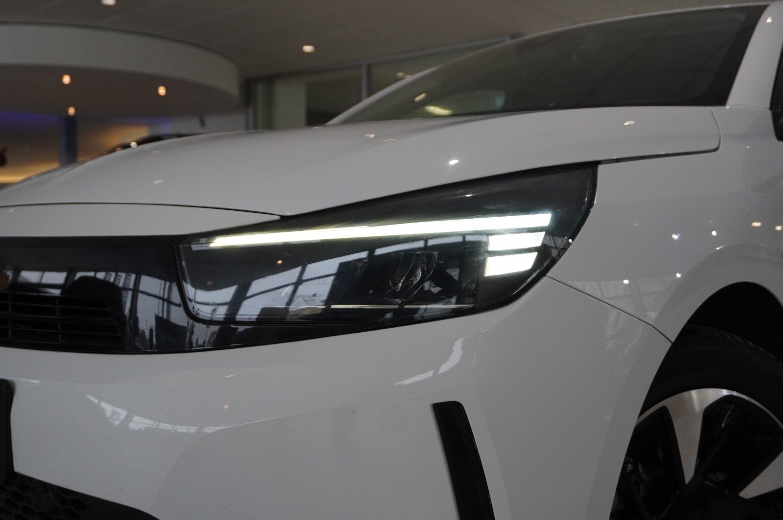 Fahrzeugabbildung Opel Corsa-e F FACELIFT 3-PHASIG NAVI/LED/DAB/11KW/SH