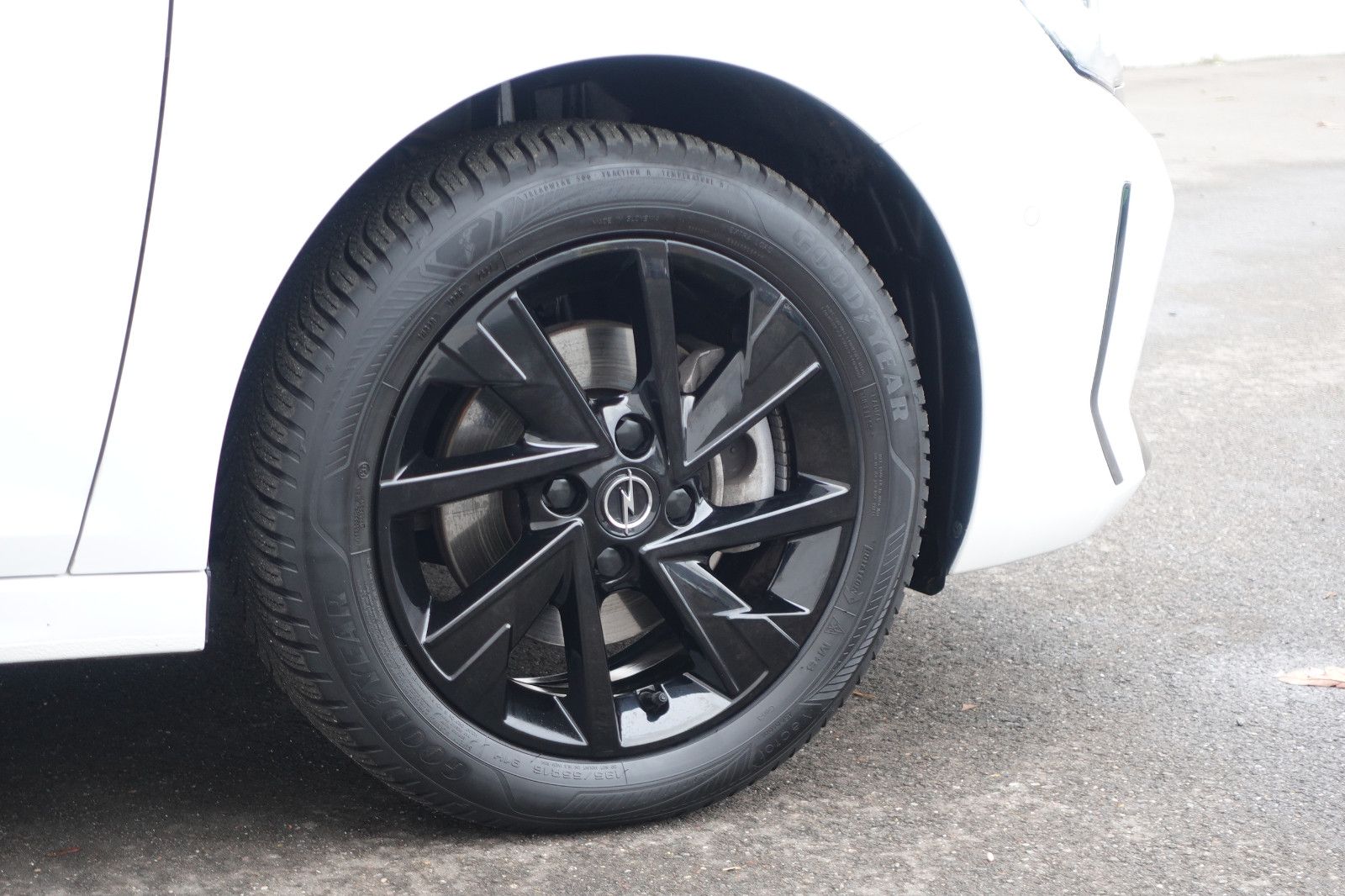 Fahrzeugabbildung Opel Corsa 1.2Turbo GS Allwetter,Navi,LED,PDC,Kamera