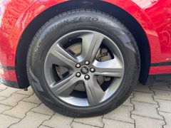 LAND ROVER Range Rover Velar 3.0 D300 R-DYNAMIC S AWD LAND ROVER Range Rover Velar 3.0 D300 R-DYNAMIC S AWD