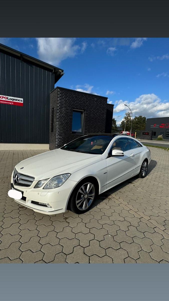 Mercedes-Benz E 200