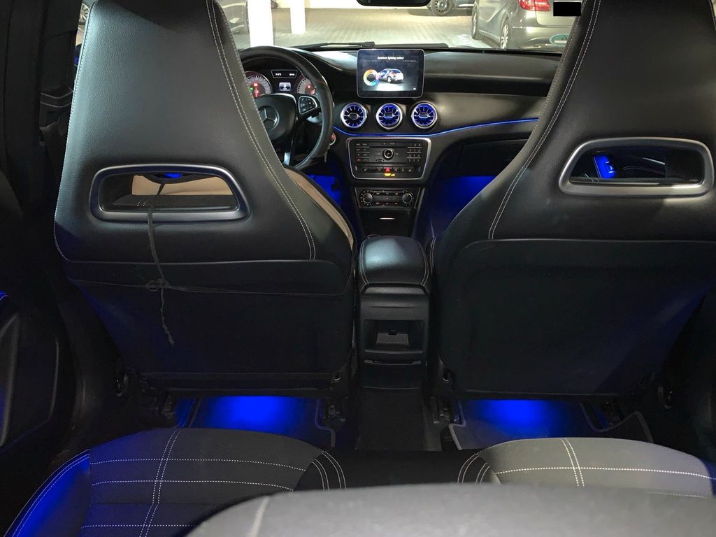 Image of Mercedes-Benz GLA 220