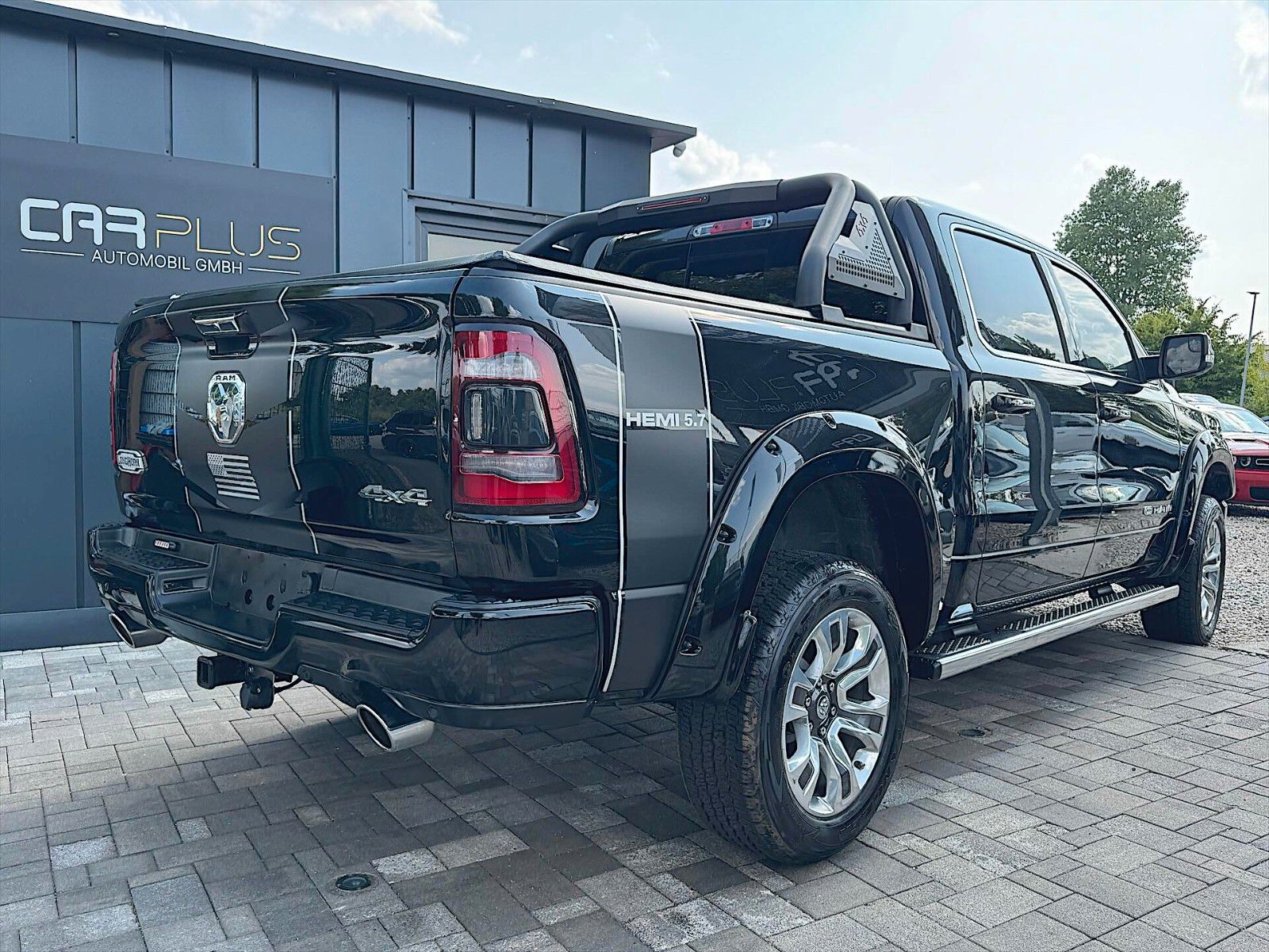 Fahrzeugabbildung Dodge RAM 5.7 V8 HEMI 4x4 LIMITED LONGHORN Edition LED