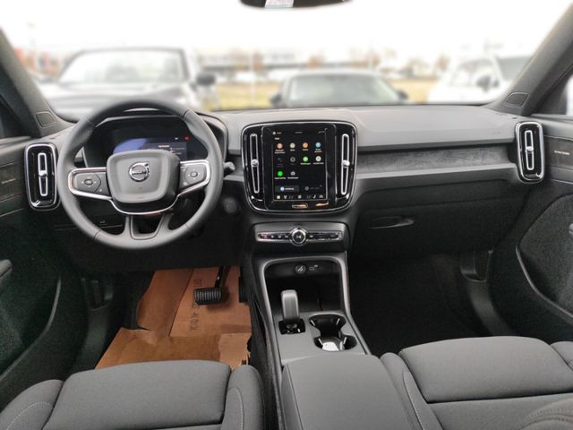 VOLVO EX40 (Bild 18 von Array)