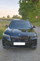 BMW iX3 Impressive - BMW iX3: Privatanbieter