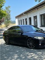BMW 550i M Packet - BMW 550 aus 2010: 550i