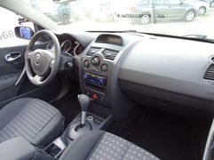 Fahrzeugabbildung Renault Megane Authentique Cabrio Automatik