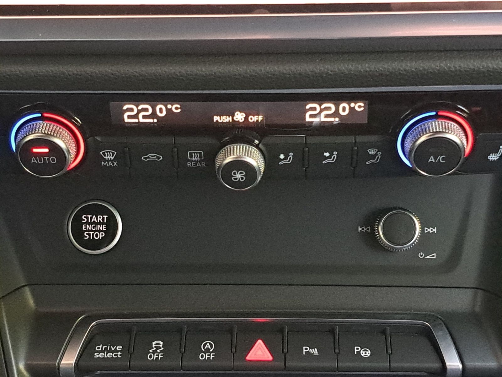 Audi Q3 Sportback S line 35 TFSI S tronic NAV APP 4xK foto 21