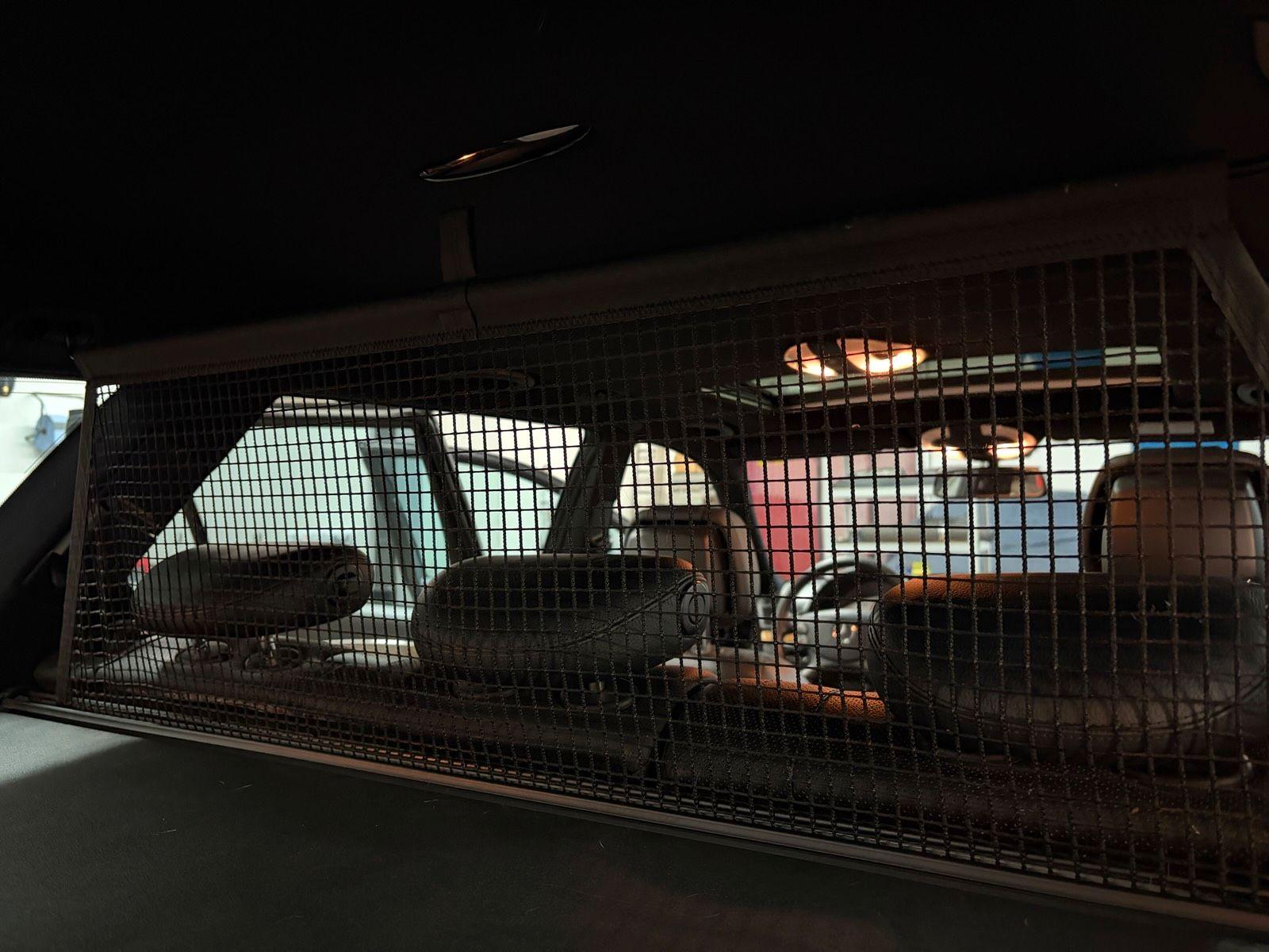 Mercedes-Benz E220 2007 — photo 11