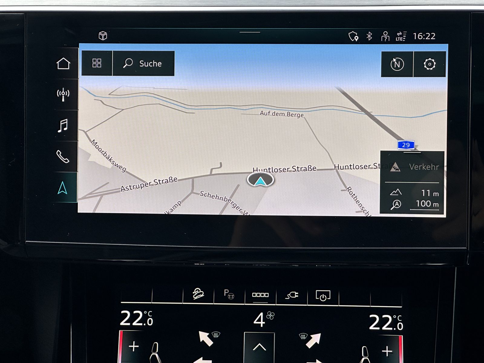 Fahrzeugabbildung Audi e-tron 55 S-Line NAV+LED+PANO+AHK+LUFTFEDERUNG